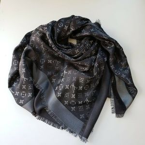 Louis Vuitton Accessories Louis Vuitton Monogram Shawl Black